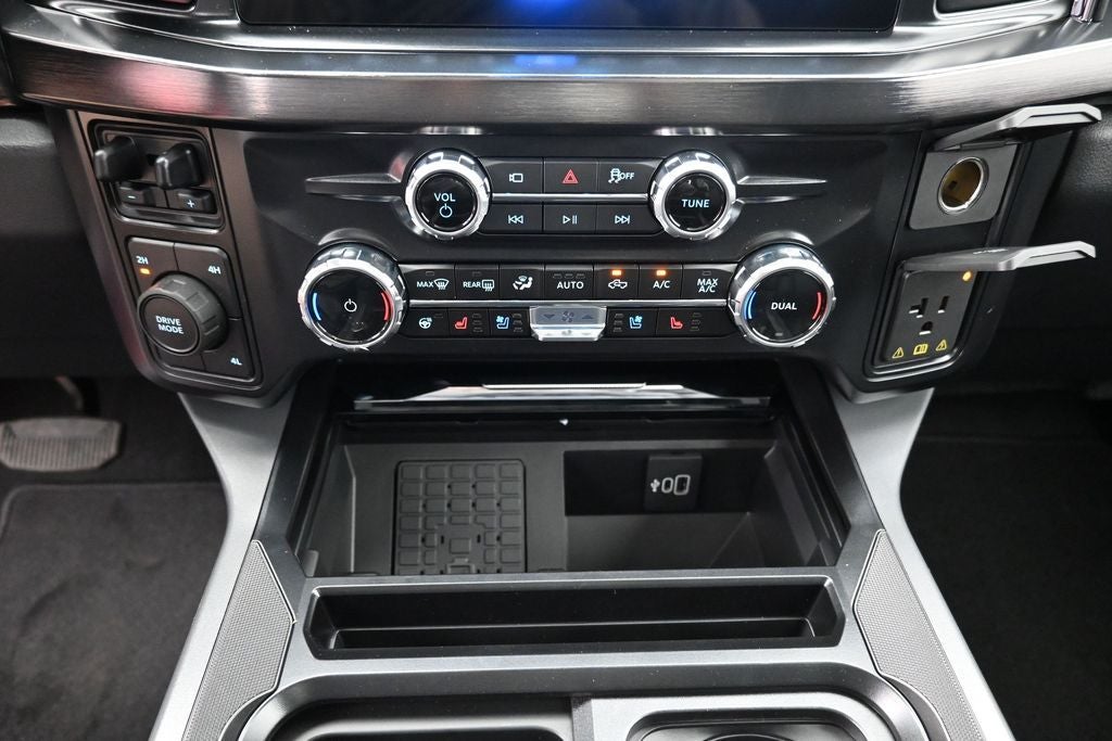 2027 Ford F-350SD Lariat DRW