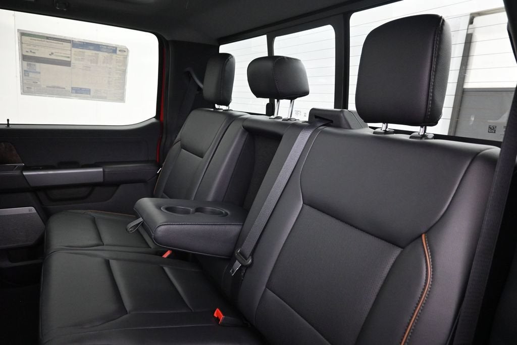 2027 Ford F-350SD Lariat DRW