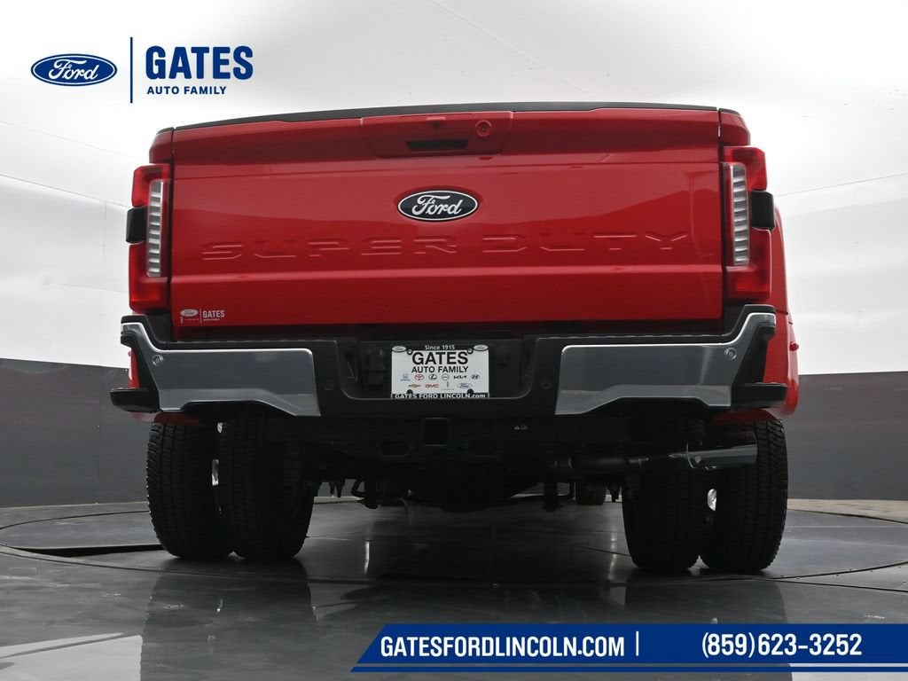 2027 Ford F-350SD Lariat DRW