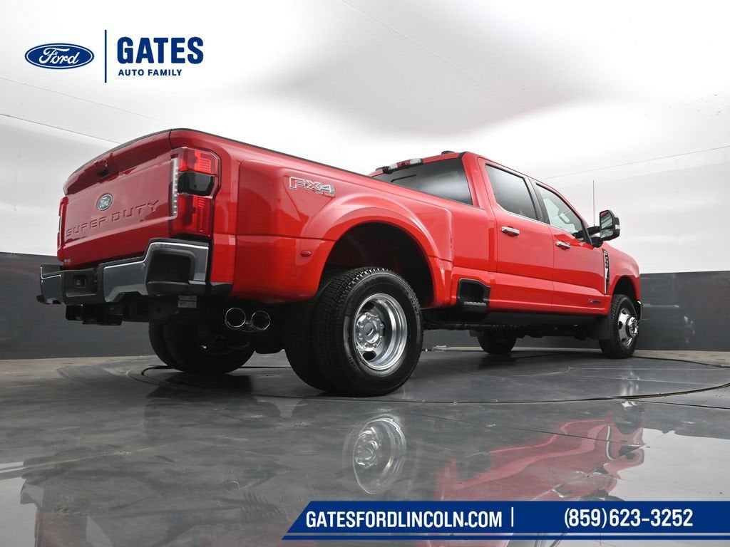 2027 Ford F-350SD Lariat DRW