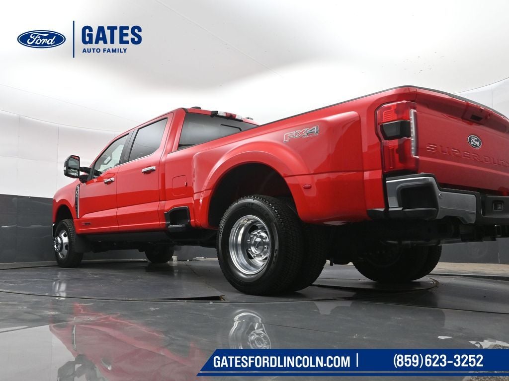 2027 Ford F-350SD Lariat DRW
