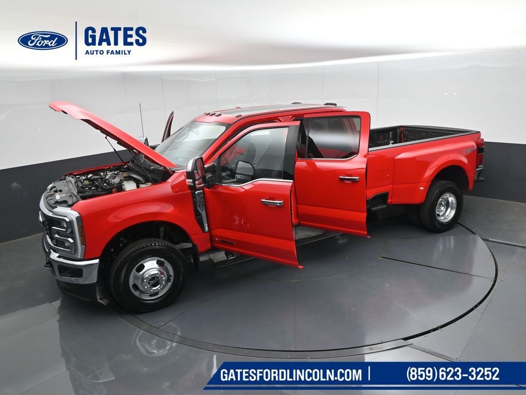 2027 Ford F-350SD Lariat DRW