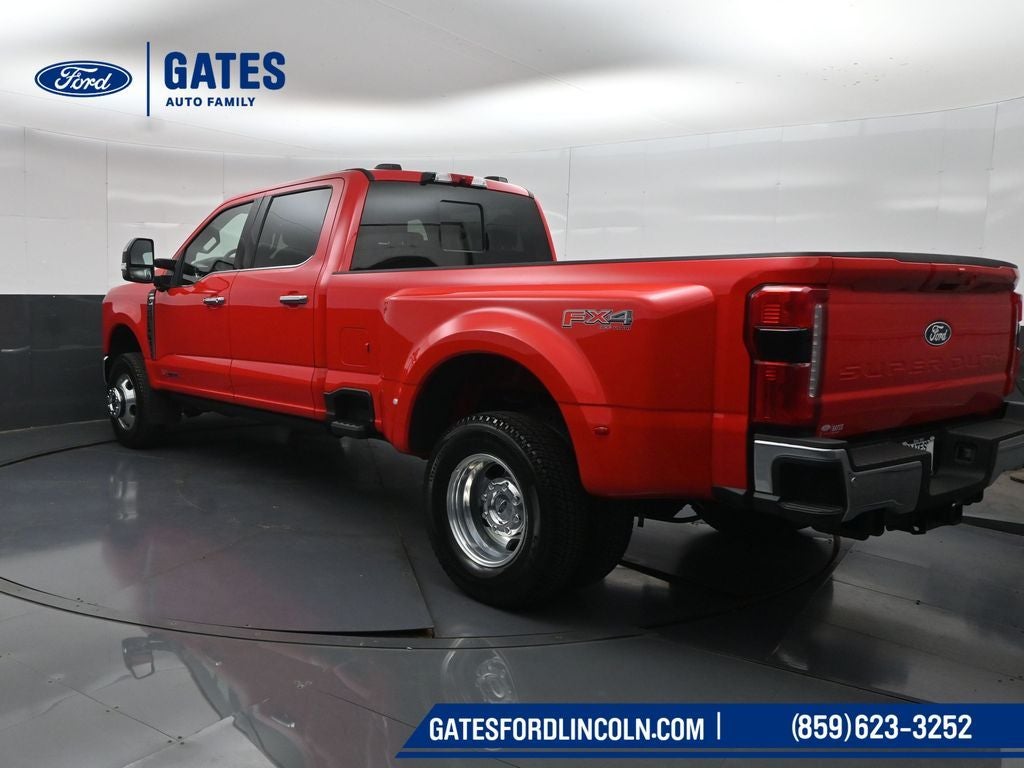 2027 Ford F-350SD Lariat DRW