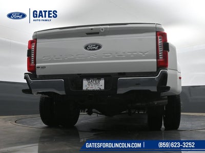 2027 Ford F-350SD Lariat DRW