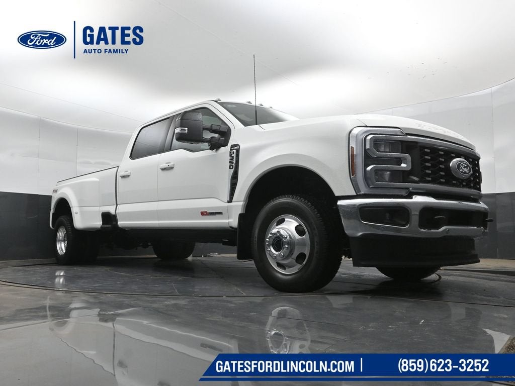 2027 Ford F-350SD Lariat DRW