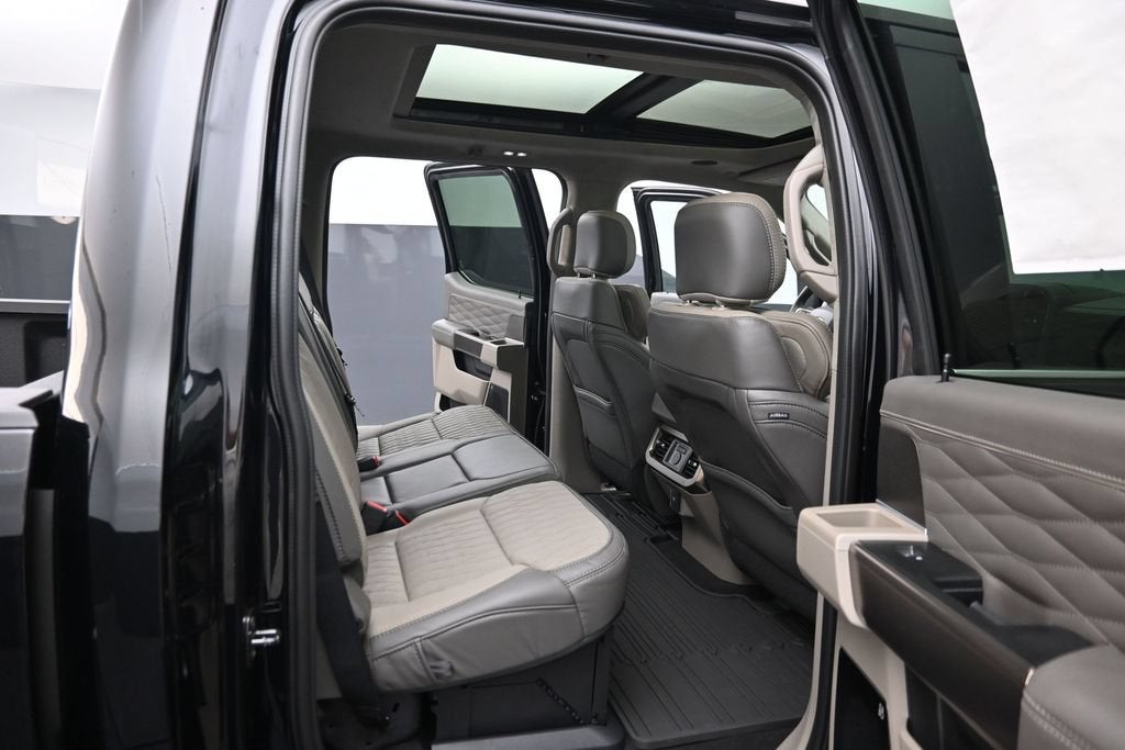 2027 Ford F-350SD DRW
