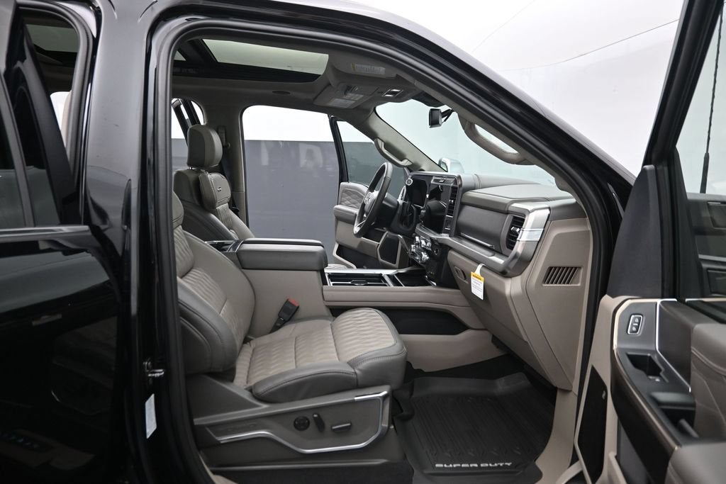 2027 Ford F-350SD DRW
