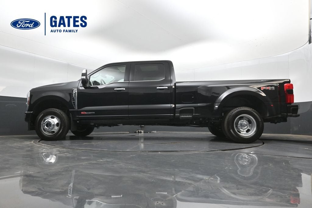 2027 Ford F-350SD DRW