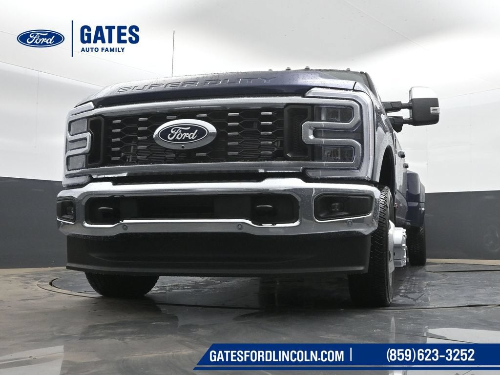 2027 Ford F-350SD Lariat DRW