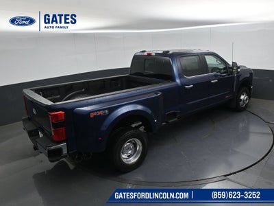 2027 Ford F-350SD Lariat DRW