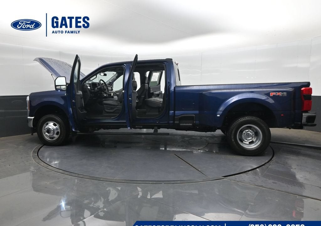 2027 Ford F-350SD Lariat DRW