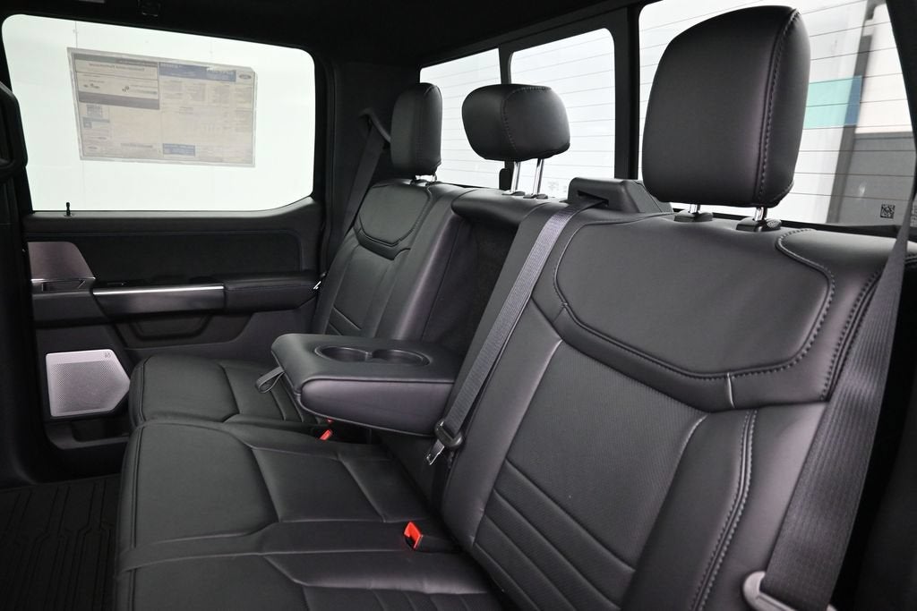 2027 Ford F-350SD Platinum DRW