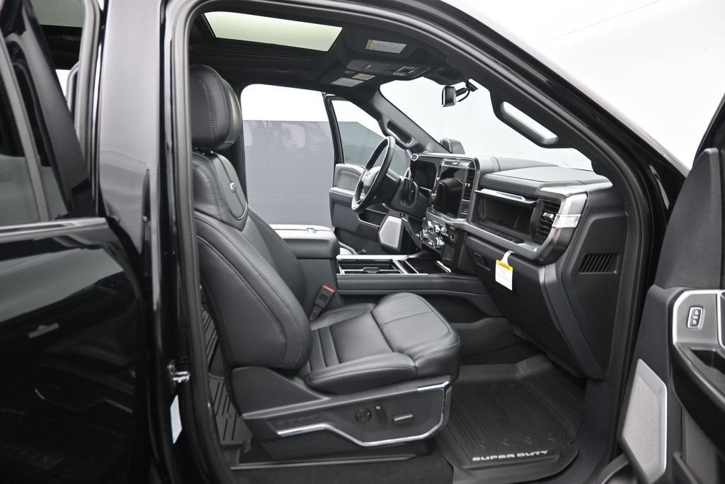 2027 Ford F-350SD Platinum DRW