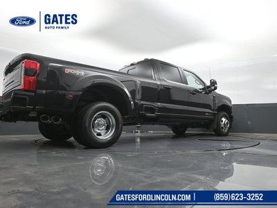 2027 Ford F-350SD Platinum DRW