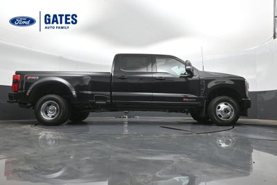 2027 Ford F-350SD Platinum DRW