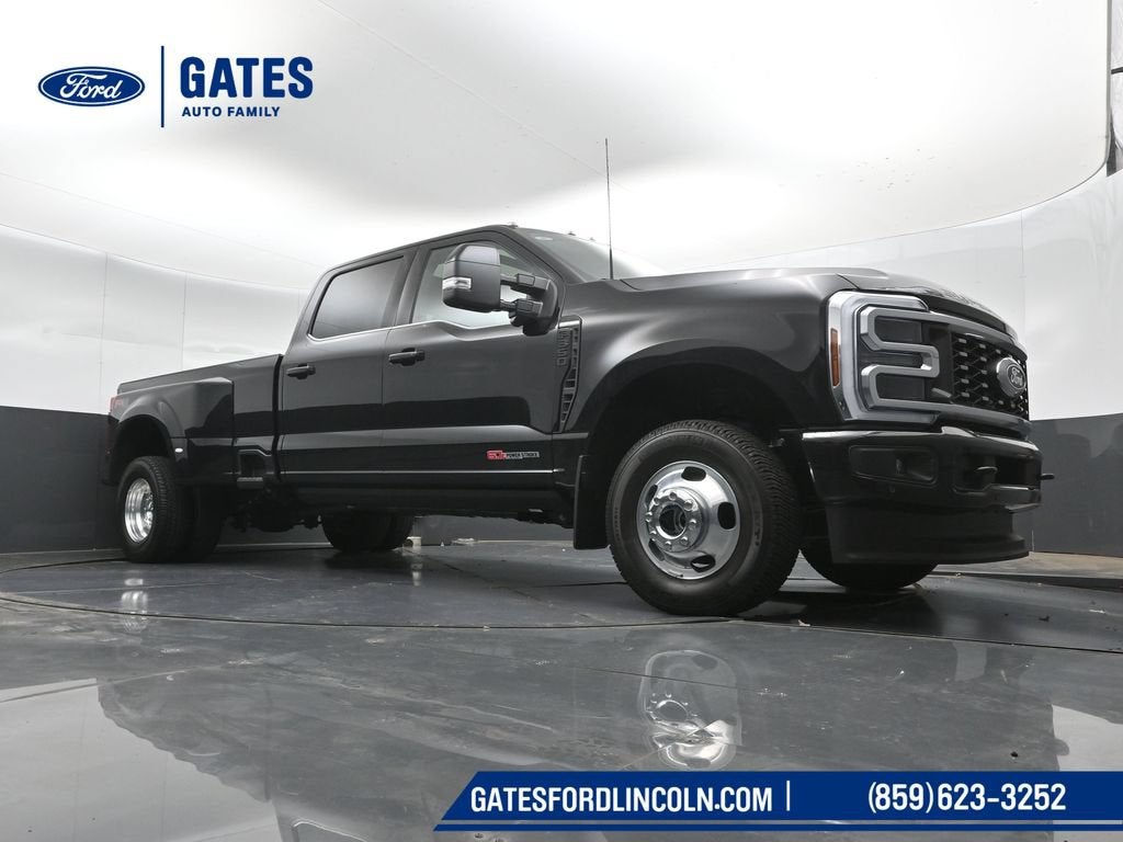 2027 Ford F-350SD Platinum DRW