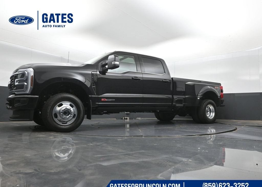 2027 Ford F-350SD Platinum DRW