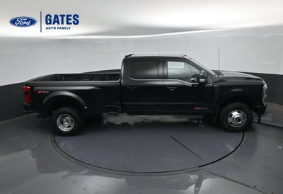 2027 Ford F-350SD Platinum DRW