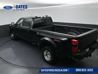2027 Ford F-350SD Platinum DRW