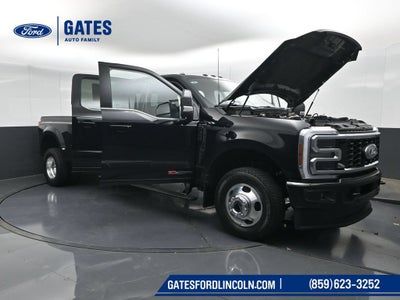 2027 Ford F-350SD Platinum DRW
