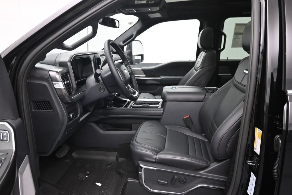 2027 Ford F-350SD Platinum DRW