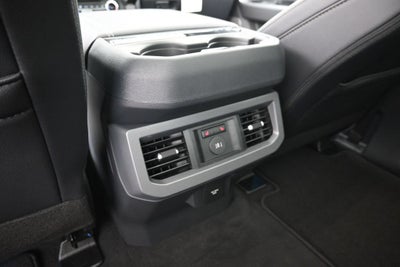 2027 Ford F-350SD Lariat DRW