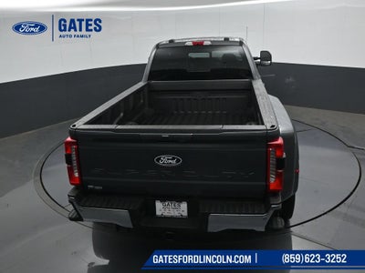 2027 Ford F-350SD Lariat DRW