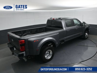 2027 Ford F-350SD Lariat DRW