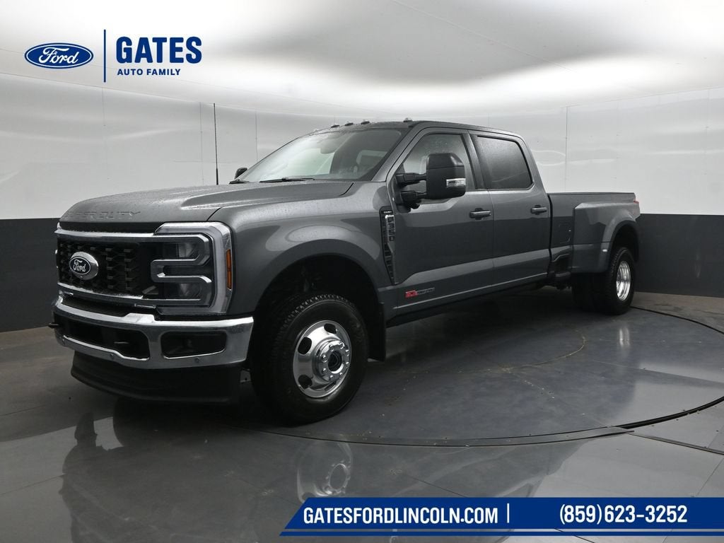 2027 Ford F-350SD Lariat DRW