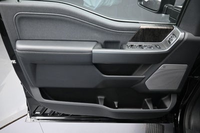 2027 Ford F-350SD Lariat DRW