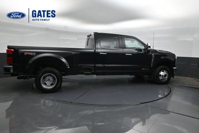 2027 Ford F-350SD Lariat DRW
