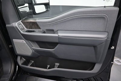 2027 Ford F-350SD Lariat DRW
