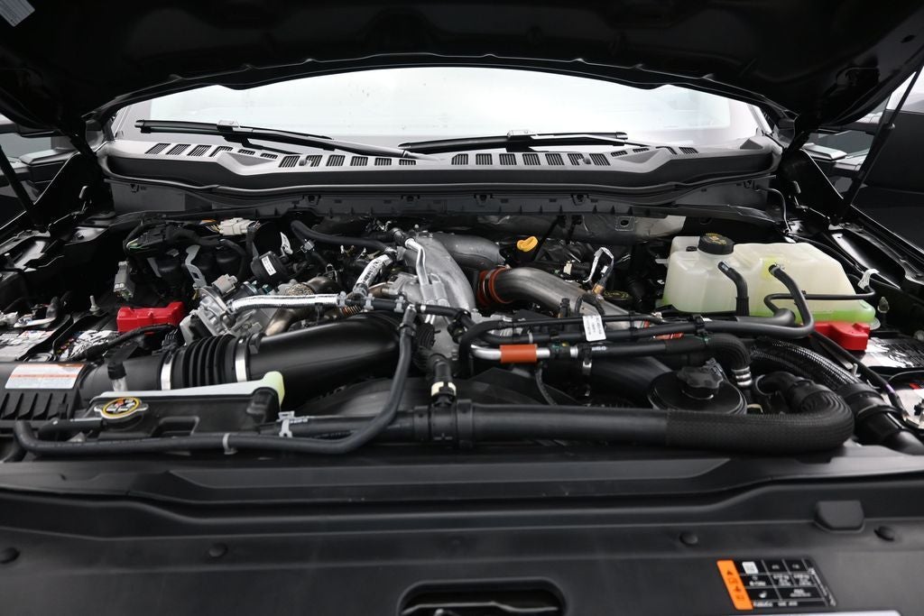 2027 Ford F-350SD Lariat DRW