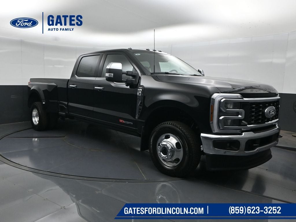 2027 Ford F-350SD Lariat DRW