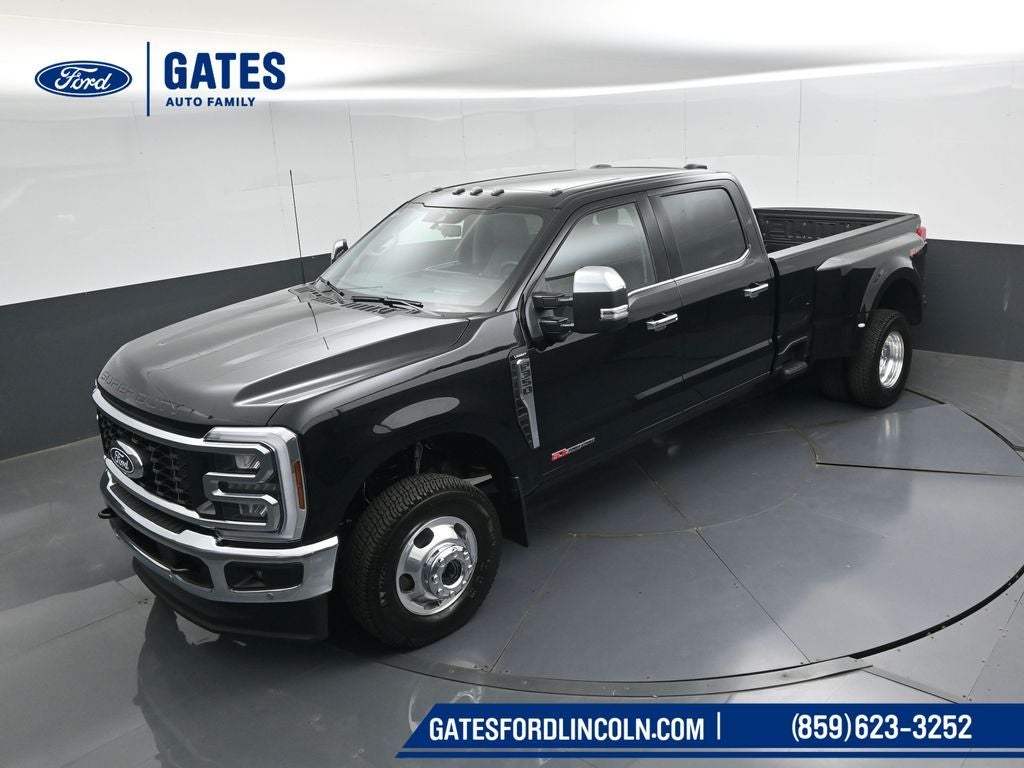 2027 Ford F-350SD Lariat DRW