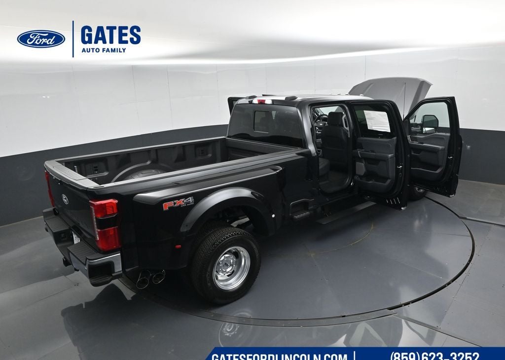2027 Ford F-350SD Lariat DRW
