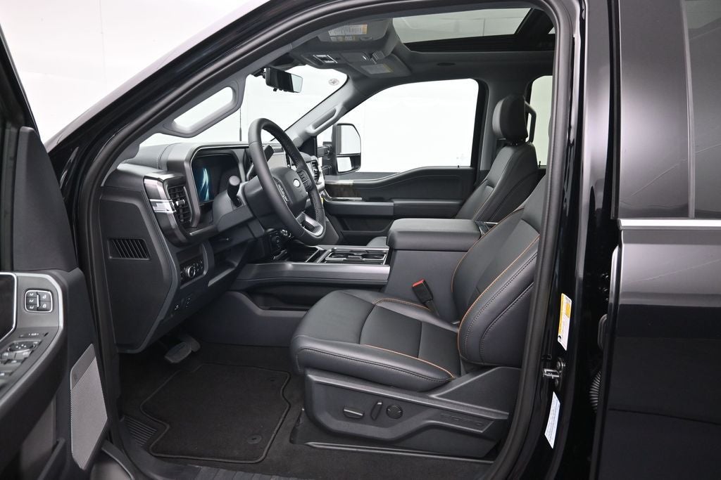 2027 Ford F-350SD Lariat DRW