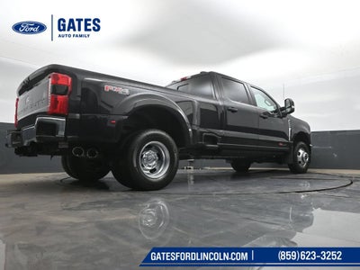 2027 Ford F-350SD Lariat DRW