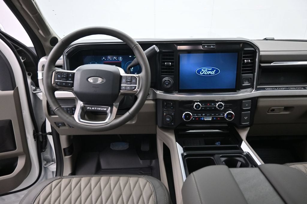2027 Ford F-350SD Platinum DRW
