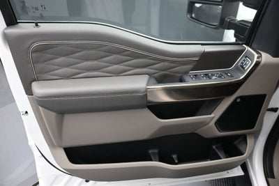 2027 Ford F-350SD Platinum DRW