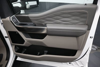 2027 Ford F-350SD Platinum DRW