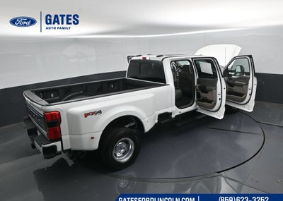 2027 Ford F-350SD Platinum DRW