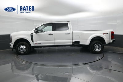2027 Ford F-350SD Platinum DRW