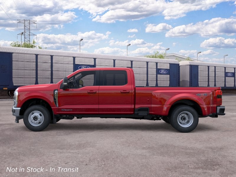 2026 Ford Super Duty F-350 DRW Pickup F-350® XLT