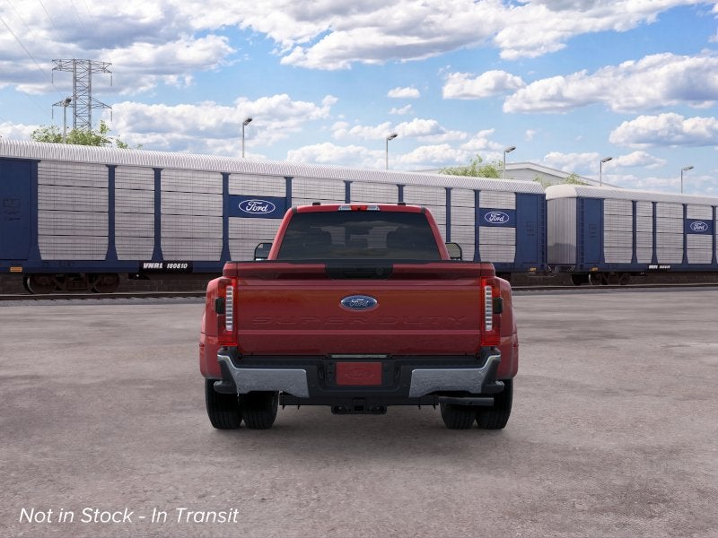 2026 Ford Super Duty F-350 DRW Pickup F-350® XLT