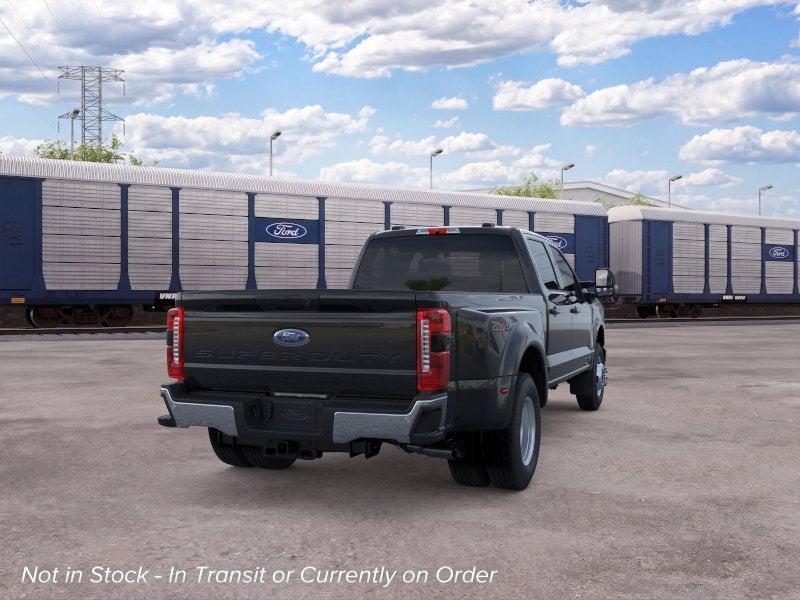 2026 Ford Super Duty F-350 DRW Pickup F-350® XLT