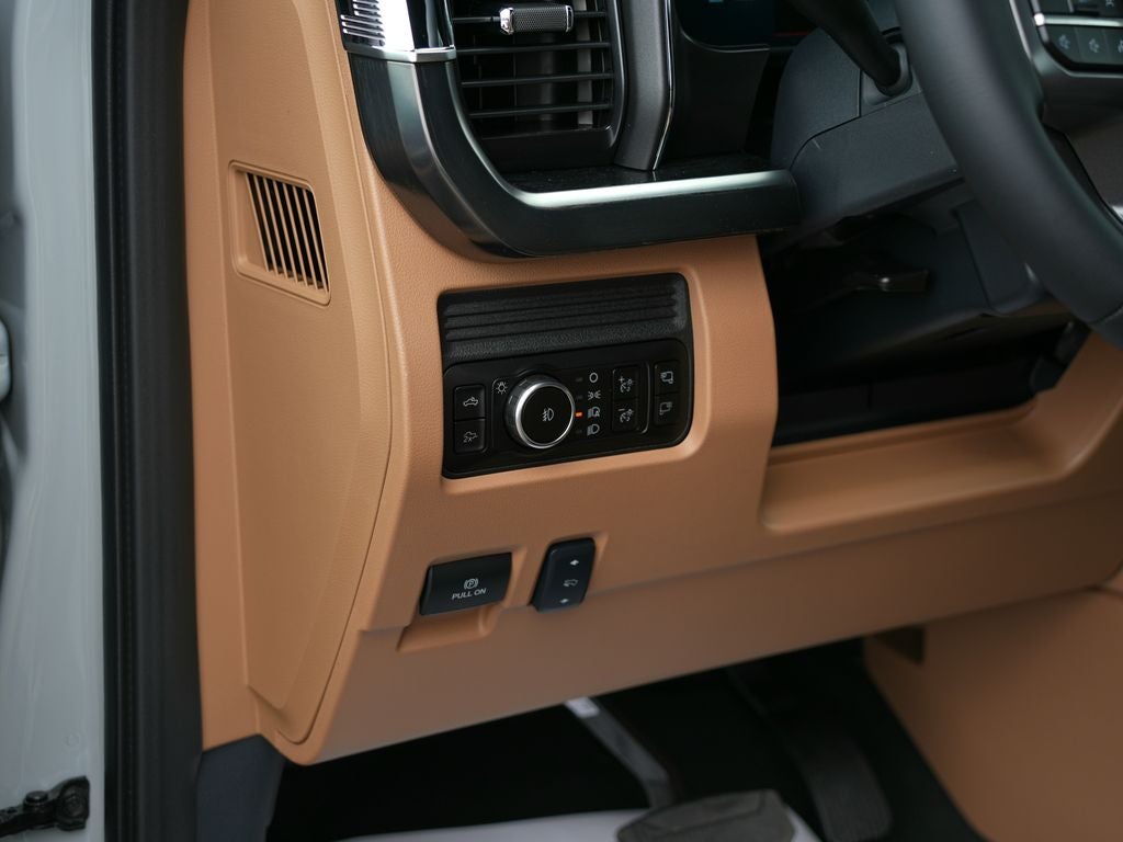 2026 Ford F-450SD Lariat DRW