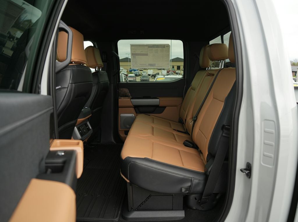 2026 Ford F-450SD Lariat DRW