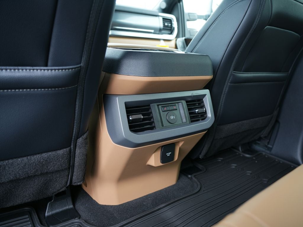 2026 Ford F-450SD Lariat DRW