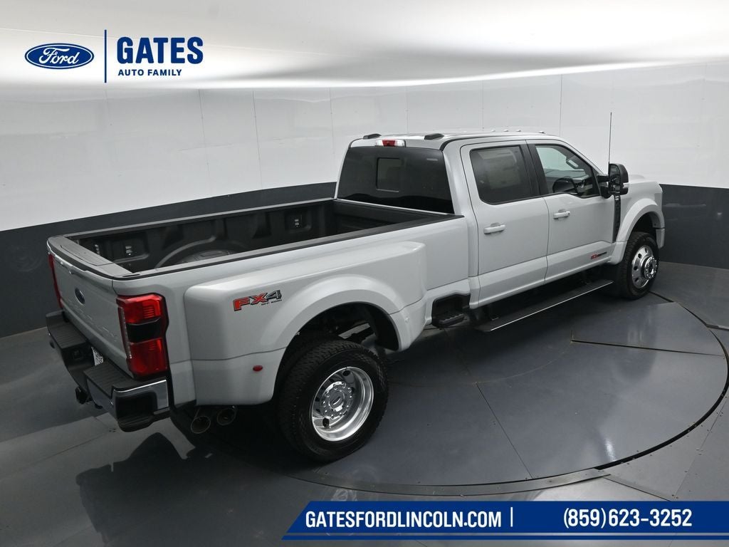 2026 Ford F-450SD Lariat DRW
